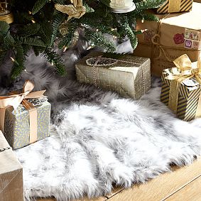 Harry Potter™ Hedwig™ Sparkle Faux Fur Tree Skirt