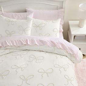 Dancing Bows Duvet Cover