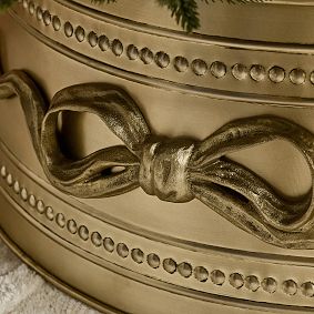 LoveShackFancy Bow Collar Tree Skirt