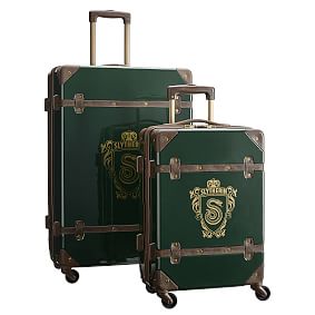 Harry Potter™ Hard-Sided Slytherin™ 2-Piece Spinner Luggage Set