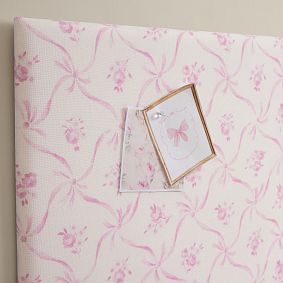 LoveShackFancy No Nails Pinboards (36"x24")