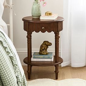 Chris Loves Julia Scallop Nightstand (16d")