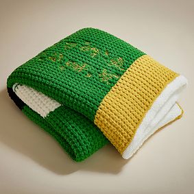 <em>Elf</em> Sherpa-Back Throw