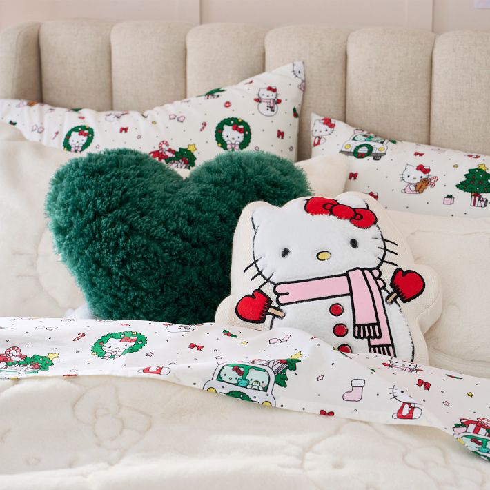 Hello Kitty® Christmas Organic Sheet Set | Pottery Barn Teen display picture 1