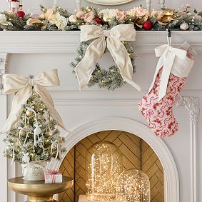 LoveShackFancy Light-Up Wreaths (15")