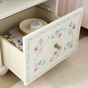 Hill House Home Chelsea Nightstand (18d")