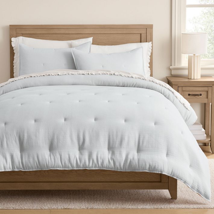 Sweet Velvet Scallop Quilt | Pottery Barn Teen
