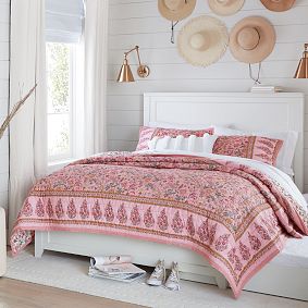 Bette Reversible Printed Quilt