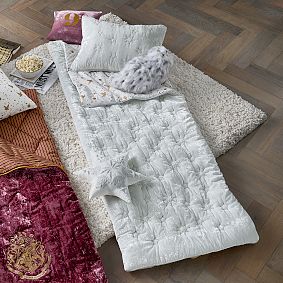 Harry Potter™ Enchanted Night Sky Velvet Sleeping Bag