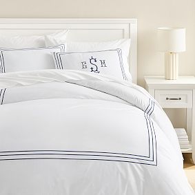 Open Box: Brynn Border Duvet Cover, Full/Queen - Navy