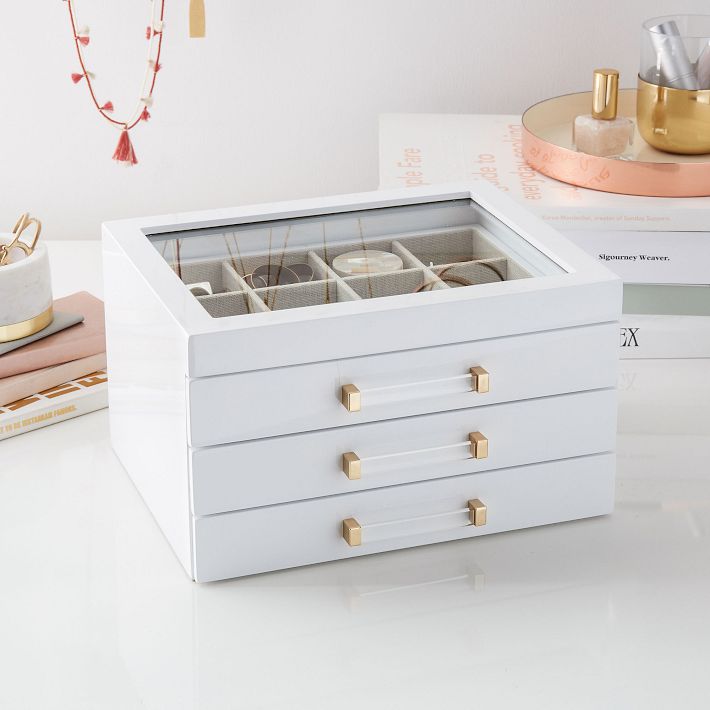 ポッタリーバーン アンティーク調 壁掛けジュエリーホルダー Elle Lacquer Jewelry Display Box | Pottery Barn Teen