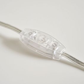 Gold Scallop Capiz Table Lamp (21")