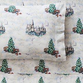 Harry Potter™ Hogwarts™ Christmas Percale Sheet Set