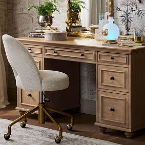 Harry Potter™ Colour-Changing Polyjuice Potion™ Table Lamp (10")