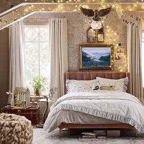 Harry Potter™ Hogwarts™ Castle Jewelry Display