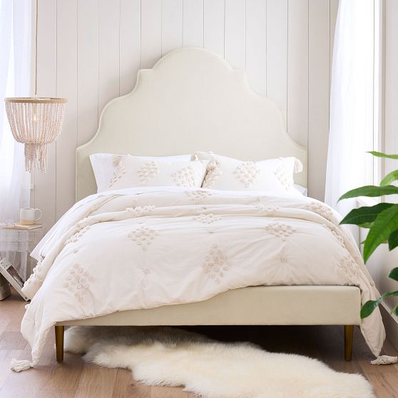 Skye Upholstered Lounge Bed | Pottery Barn Teen