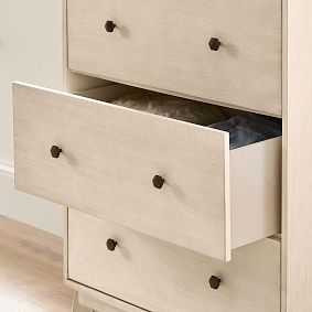 Keaton Chest of Drawers, 4-Drawer (31.5w x 21d")