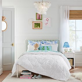 Lilly Pulitzer Tropical Shell Clipped Jacquard Quilt