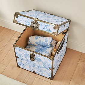 LoveShackFancy Garden Damask Cube Dorm Trunk (18")