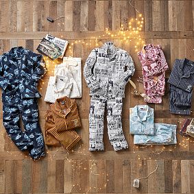 Harry Potter™ Patronus Damask Pajama Set, Burgundy