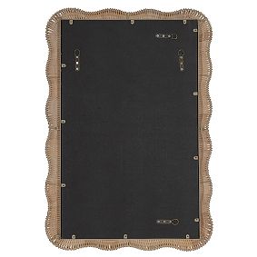 Scalloped Linden Rectangular Wall Mirror (28"x40")