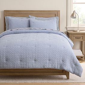 Leeward Stitch Comforter