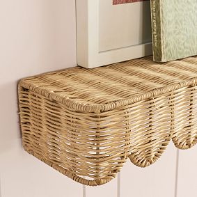 No Nails Scallop Rattan Ledge (24")