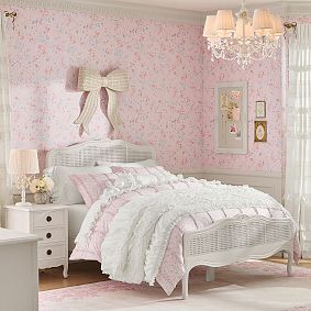 LoveShackFancy Floral Crystal Bead Table Lamp (20.75")