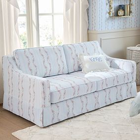 LoveShackFancy Bow Trellis Rug