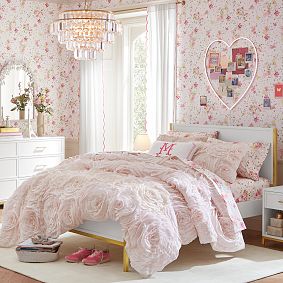 Monique Lhuillier Rosette Quilt