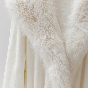 Feathery Faux Fur Collar Robe