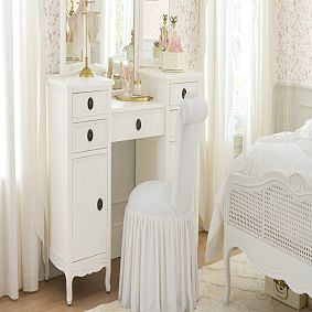 LoveShackFancy Bow Necklace Holder