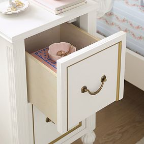 LoveShackFancy Parisian Nightstand (16.5")