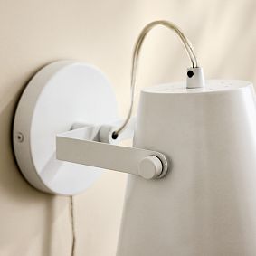 No Nails Metal Plug In Sconce (6")