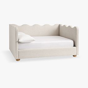 Millie Wavy Upholstered Daybed