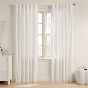 Eyelet Trellis Light-Filtering Curtain
