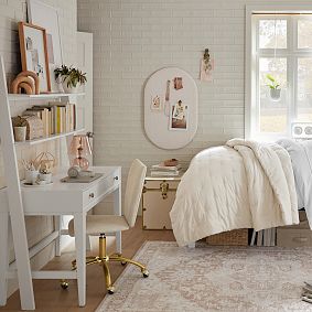 Leaning Storage Wall Shelf (45"x65")