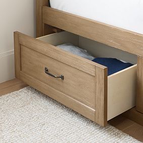Hampton Corner Storage Bed