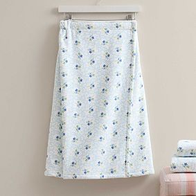 Hill House Home Clematis Scallop Bath Wrap - Thumbnail 5