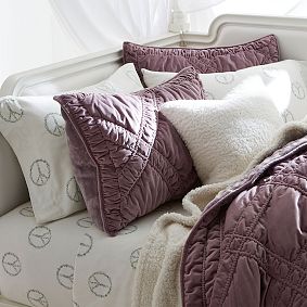 Peace On Earth Organic Flannel Sheet Set