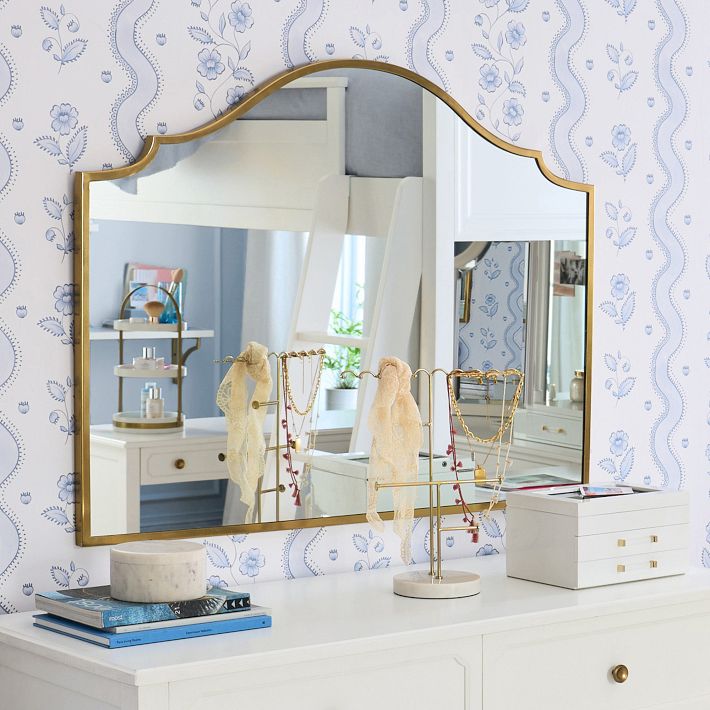 Elle Lacquer Jewelry Display Box | Pottery Barn Teen