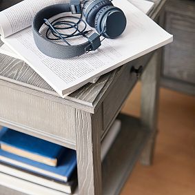 Fairfax Nightstand (17")