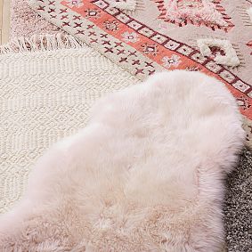Supersoft Shearling Rug - Blush