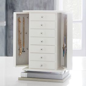 Chloe Jewelry Tower