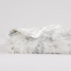 Harry Potter™ Hedwig™ Faux Fur Throw