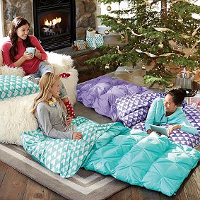 Pintuck Sleeping Bag &amp; Pillowcase, Pink Magenta Sweethearts