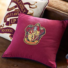 Harry Potter™ House Patch Gryffindor™ Pillow Cover