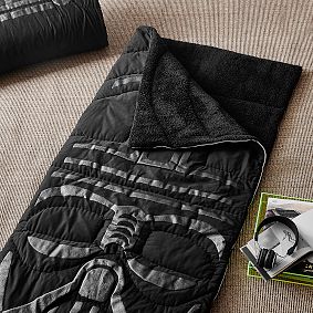<em>Star Wars</em>™ Darth Vader™ Sleeping Bag