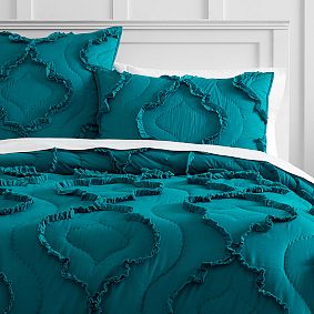 Petite Ruffle Quilt