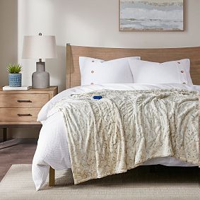 Beautyrest Heated Oversized Faux Fur Throw